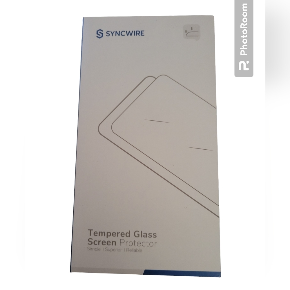 ⭐️New in Box Syncwire Tempered Glass Screen Protector for IPhone 14 Pro